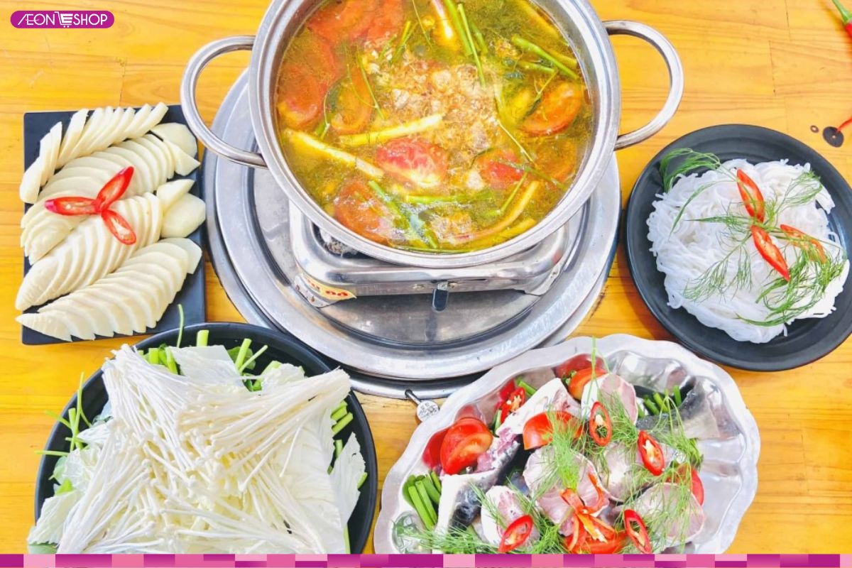 Lẩu cá lóc nấu chua