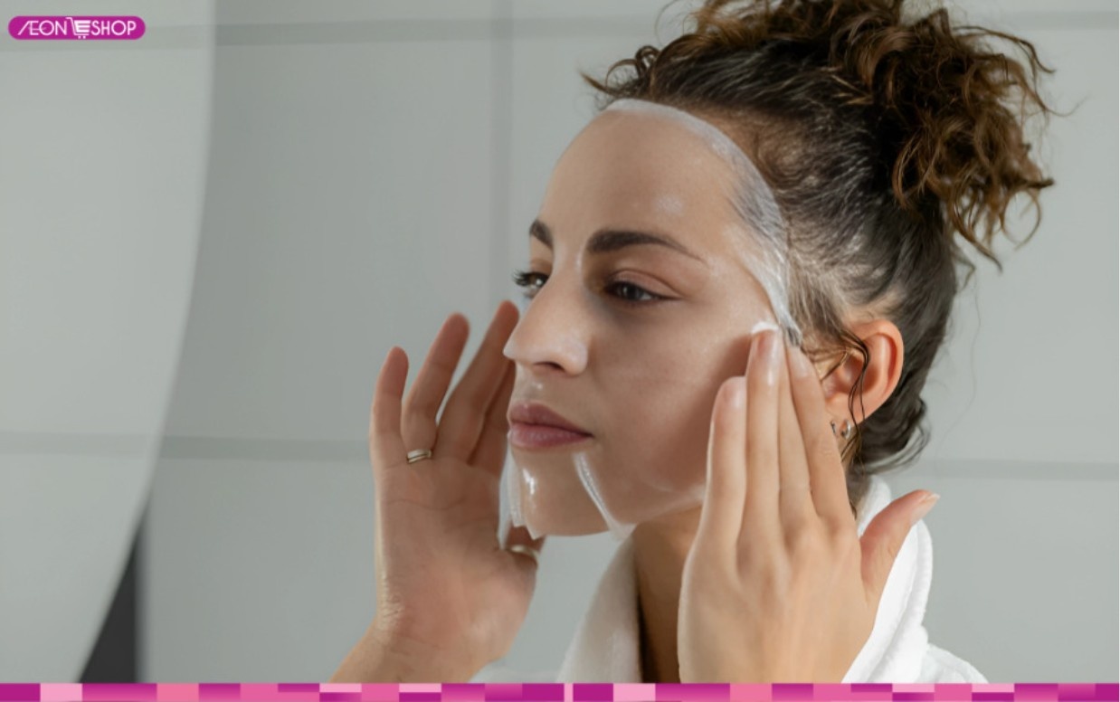 Dùng mặt nạ trị mụn