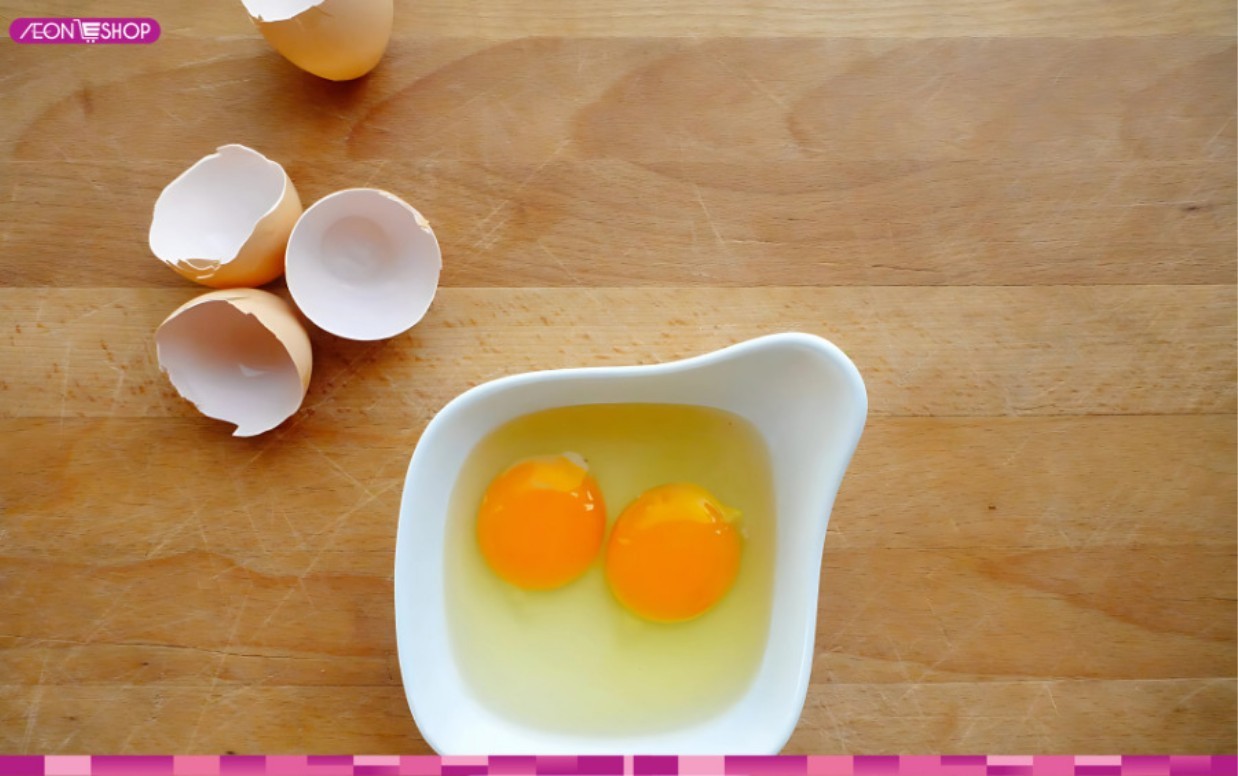 Cách làm trắng da tại nhà với trứng gà