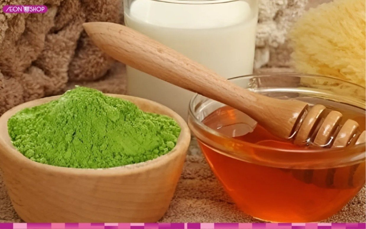 Công thức tẩy tế bào chết da mặt từ bột trà xanh và mật ong