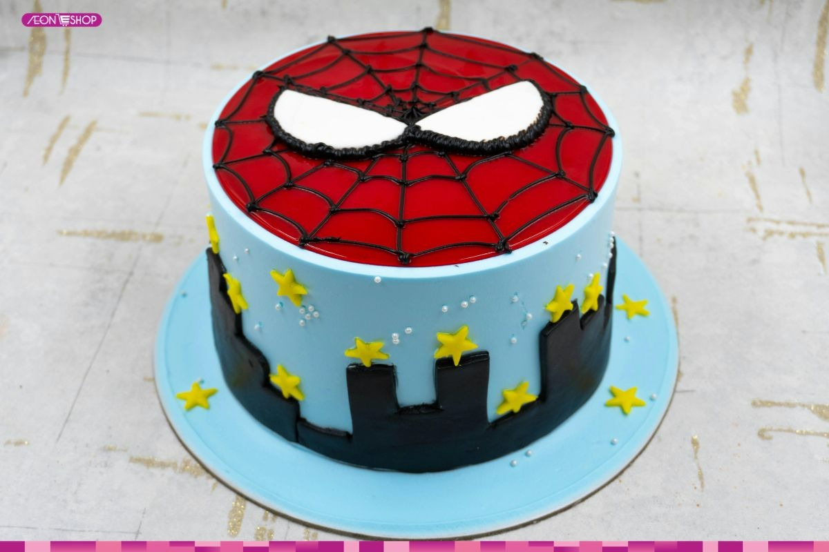 Mẫu bánh sinh nhật cho bé trai trang trí siêu nhân độc đáo