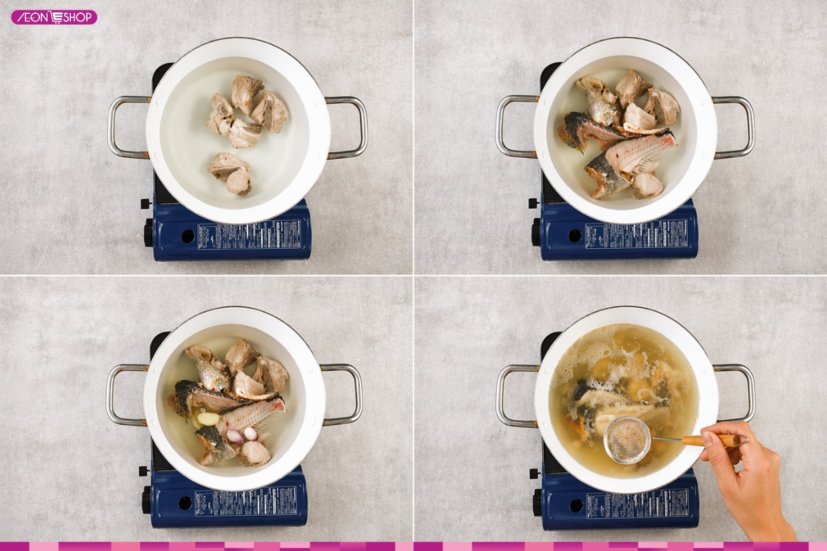 Hầm xương ống và xương đầu cá để làm nước dùng bún cá rô thanh ngọt