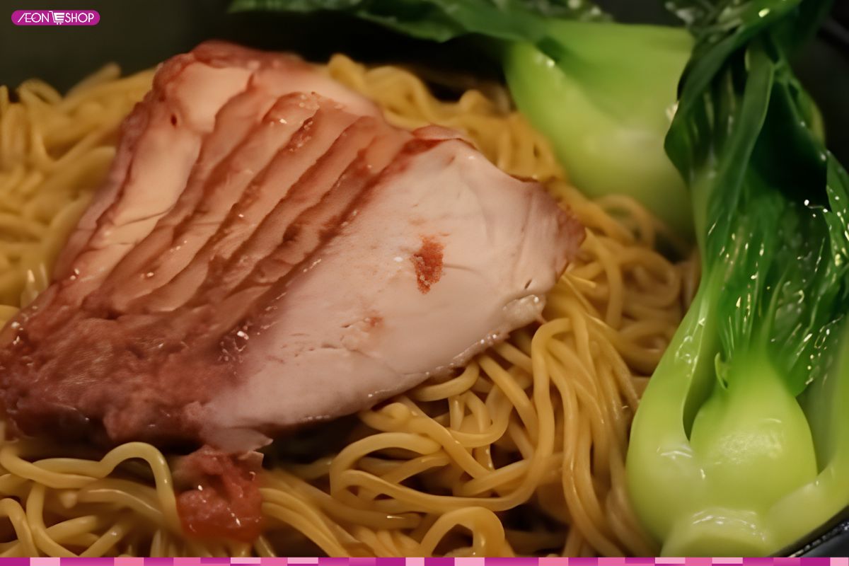 rình bày mì xá xíu khô ra tô