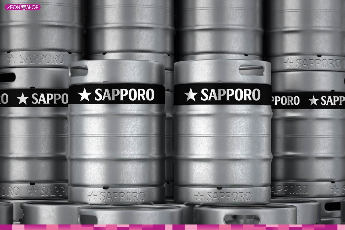 Bia tươi Sapporo được chứa trong các bom lớn từ 2L trở lên, giá bán từ 450.000đ/bom