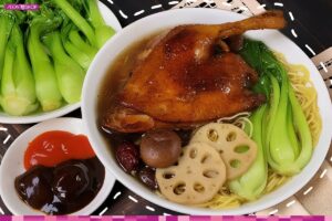Công thức nấu mì vịt tiềm thơm ngon, bổ dưỡng