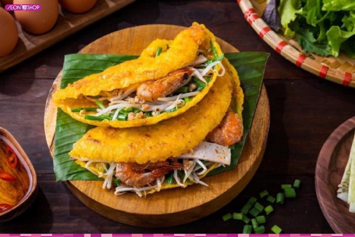 Bánh khoái Huế vàng giòn, thơm ngon