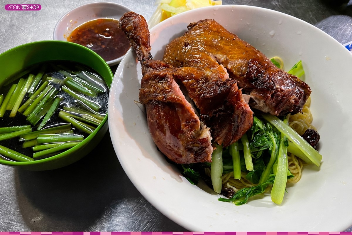 Mì vịt tiềm - Món ngon Sài Gòn
