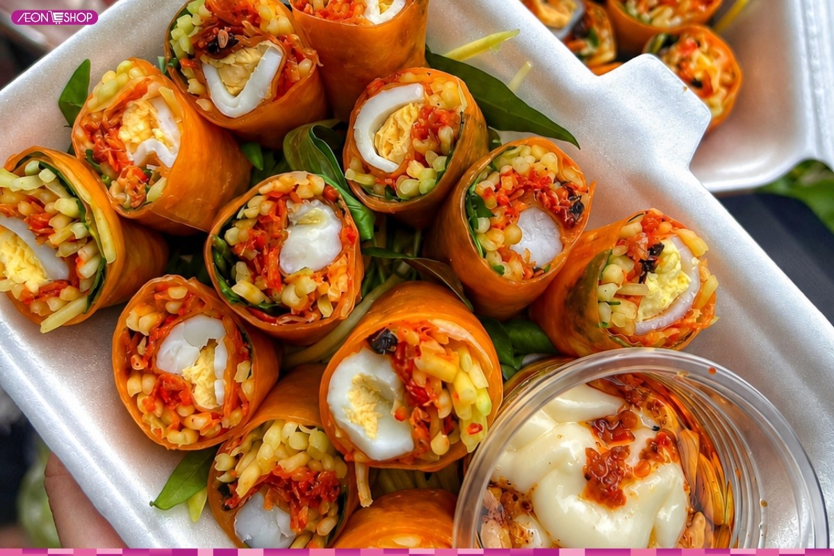 Bánh tráng cuốn - Ăn vặt ngon tại Sài Gòn
