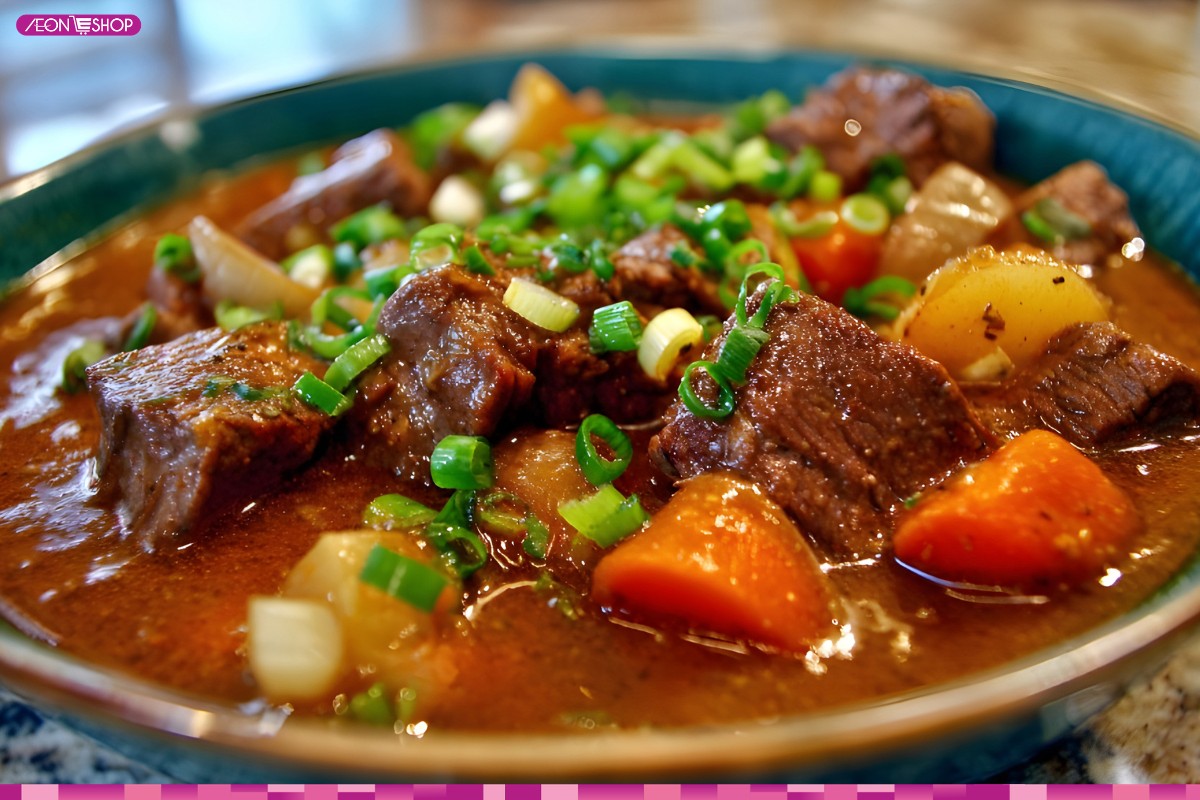 Bò kho chay thơm ngon với rau củ và nước sốt đậm vị