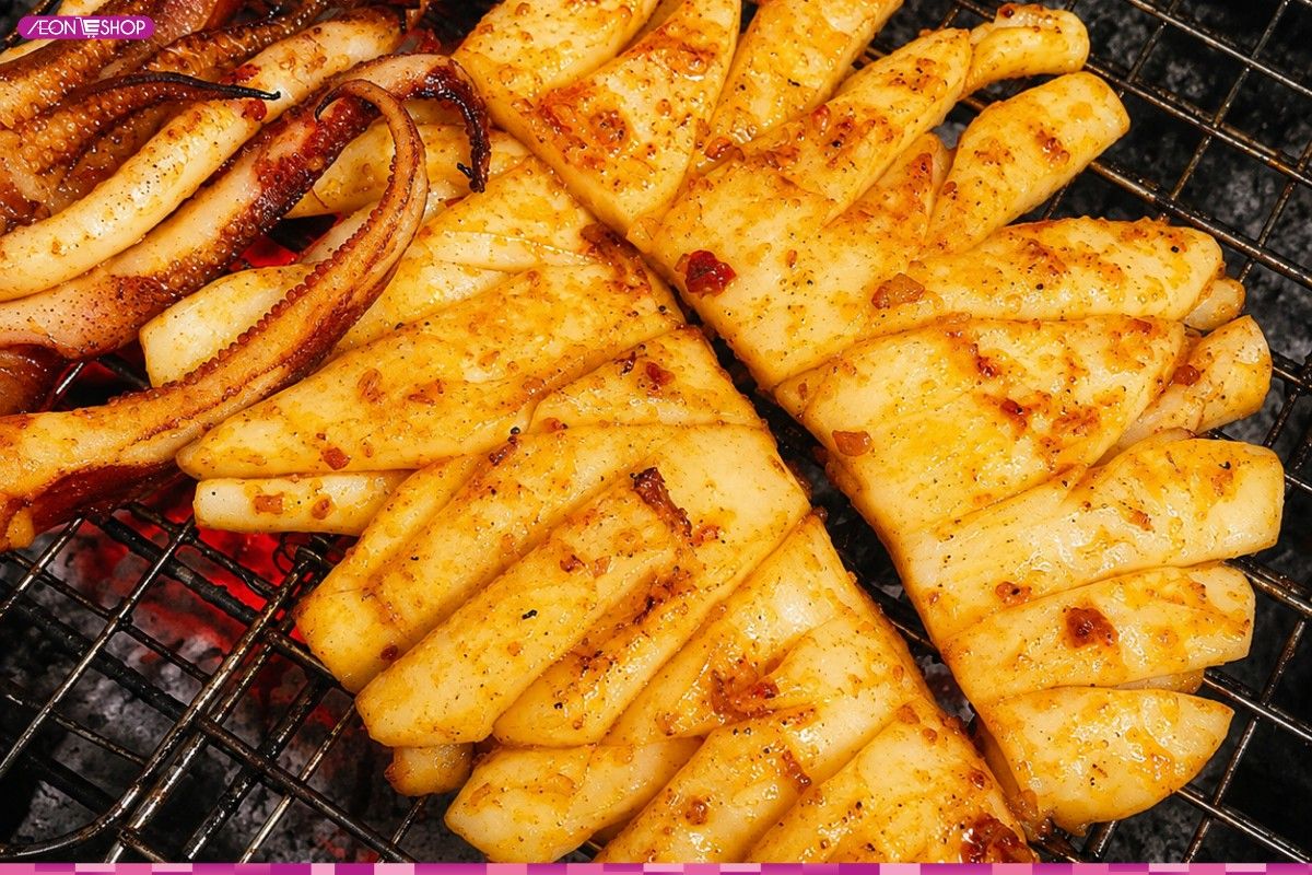 Mực một nắng Cát Bà nướng than hoa