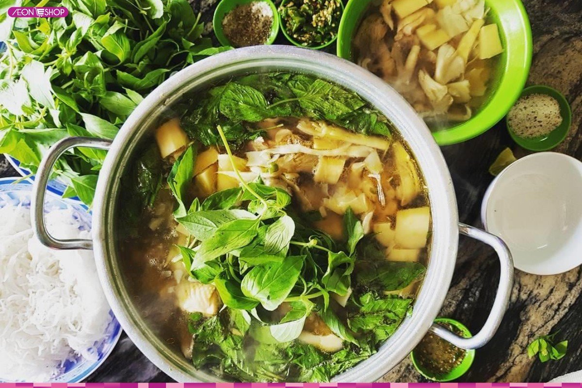 Lẩu gà lá é