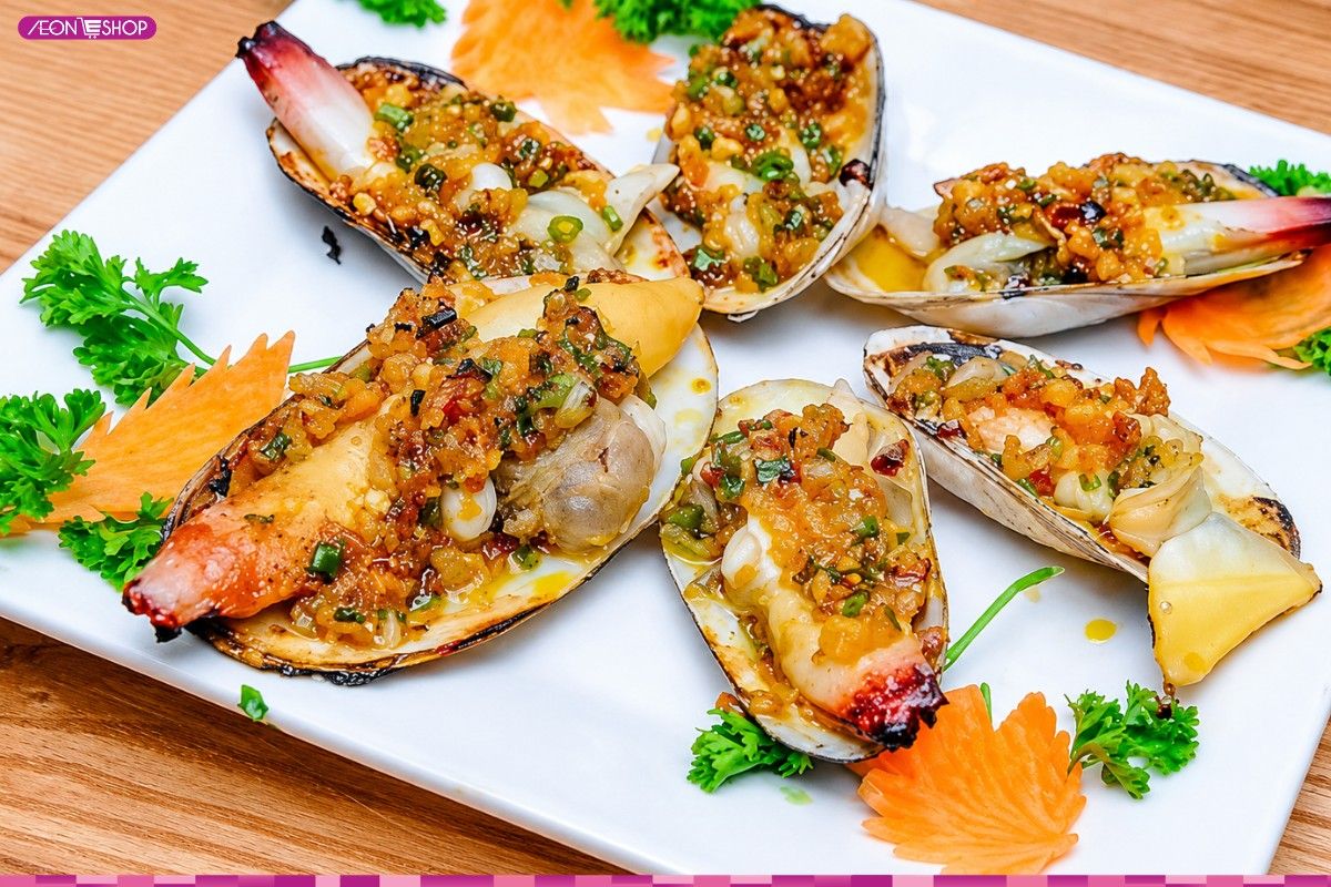 Tu hài nướng mỡ hành Hạ Long