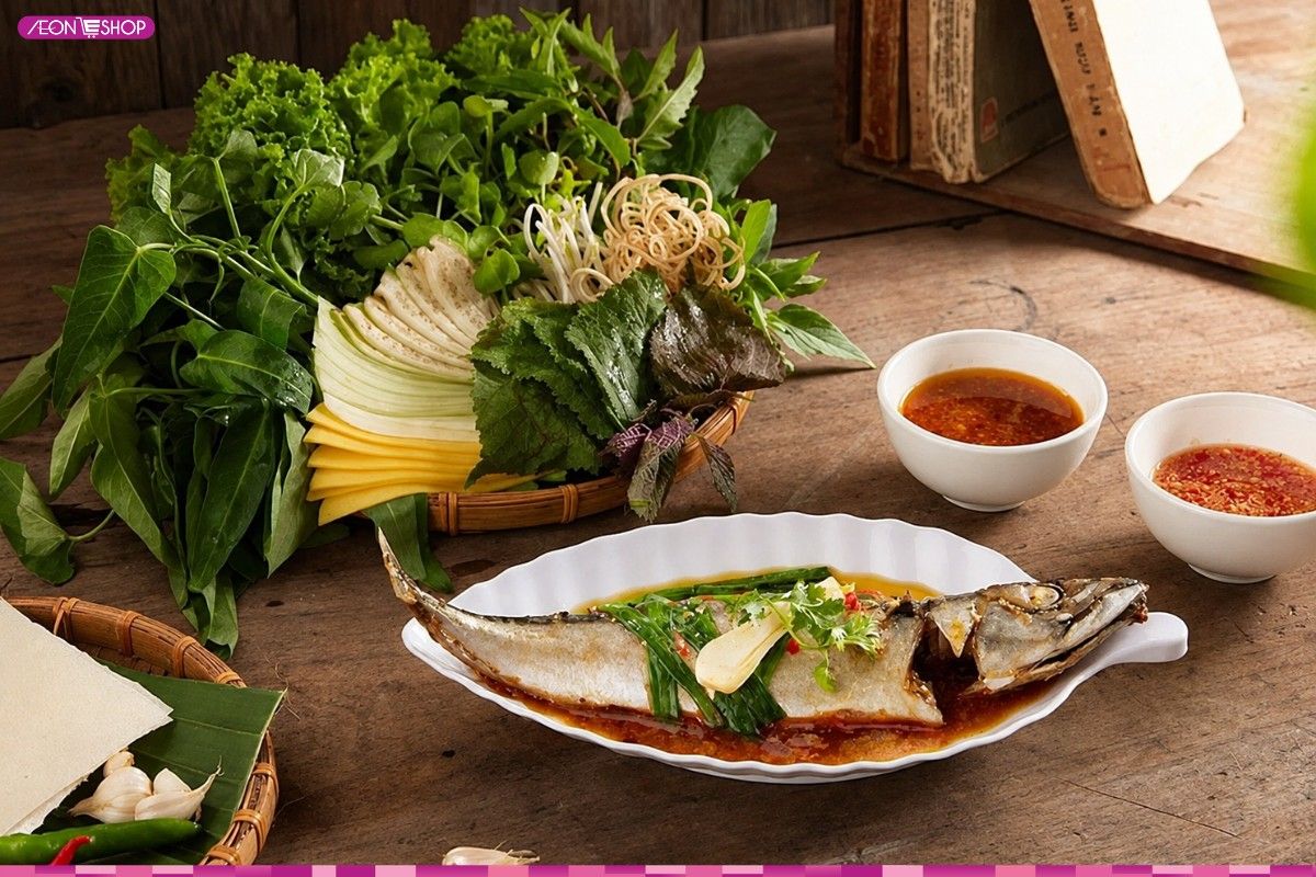Cá nục hấp cuốn bánh tráng Hội An