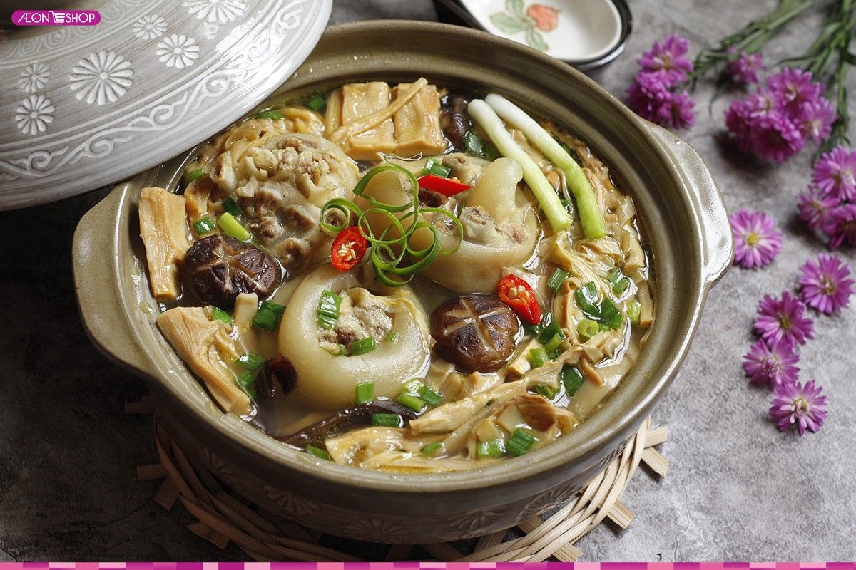 Canh măng móng giò