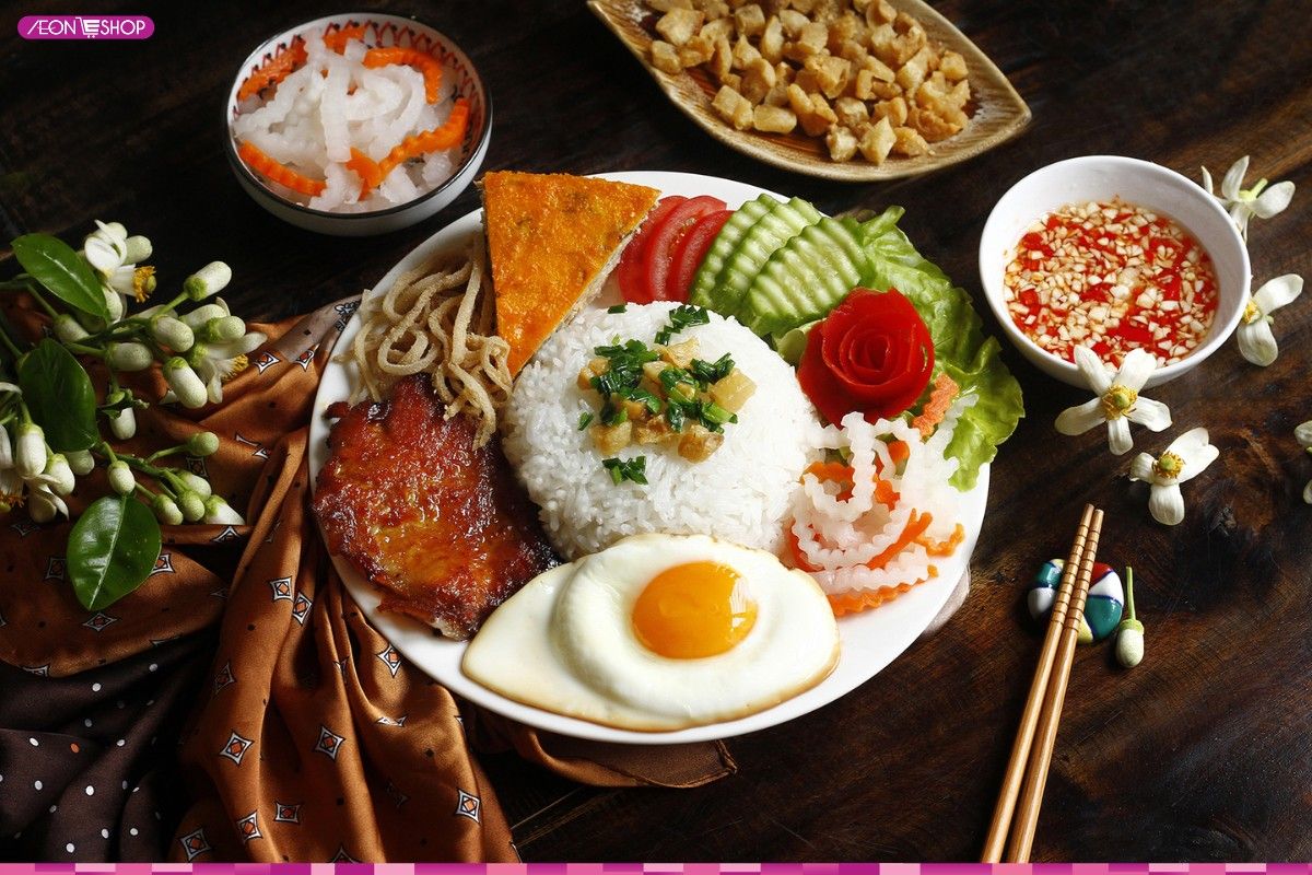 Cơm tấm sườn bì chả
