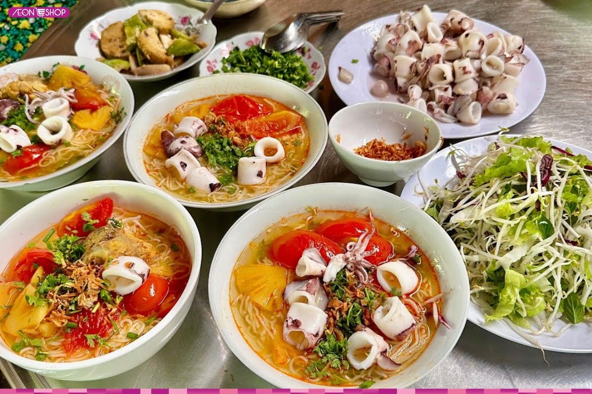 Bún mực Phú Yên