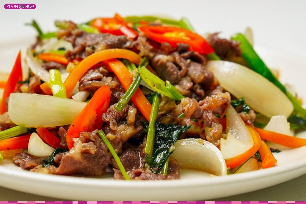 Ba chỉ bò xào hành tây thơm ngon