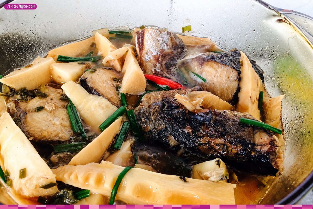 Cá basa kho với măng thơm ngon, hấp dẫn
