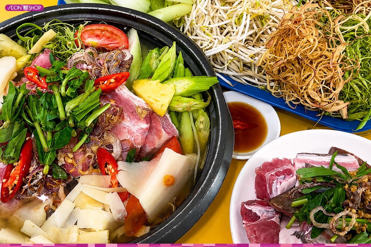Lẩu cá đuối măng chua nóng hổi