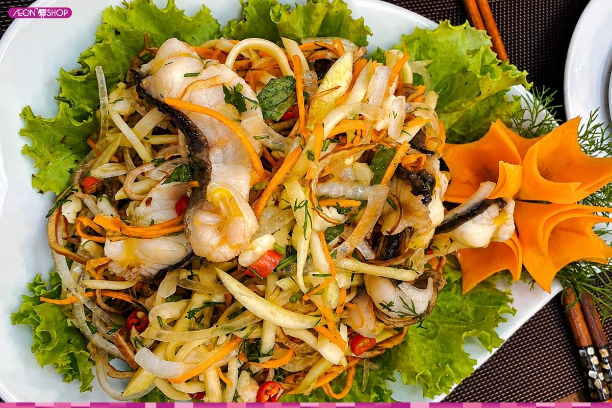 Cá tầm trộn gỏi chua cay