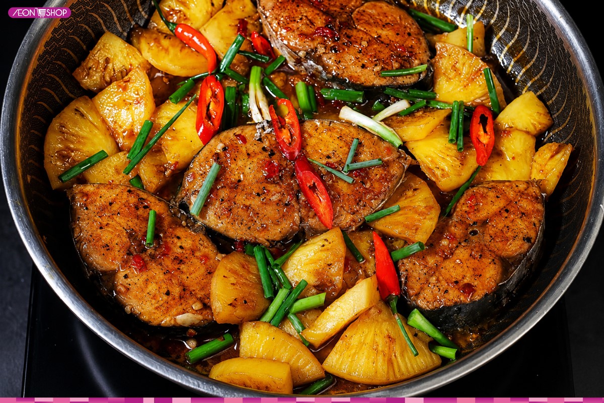 Cá thu kho thơm dứa đậm đà