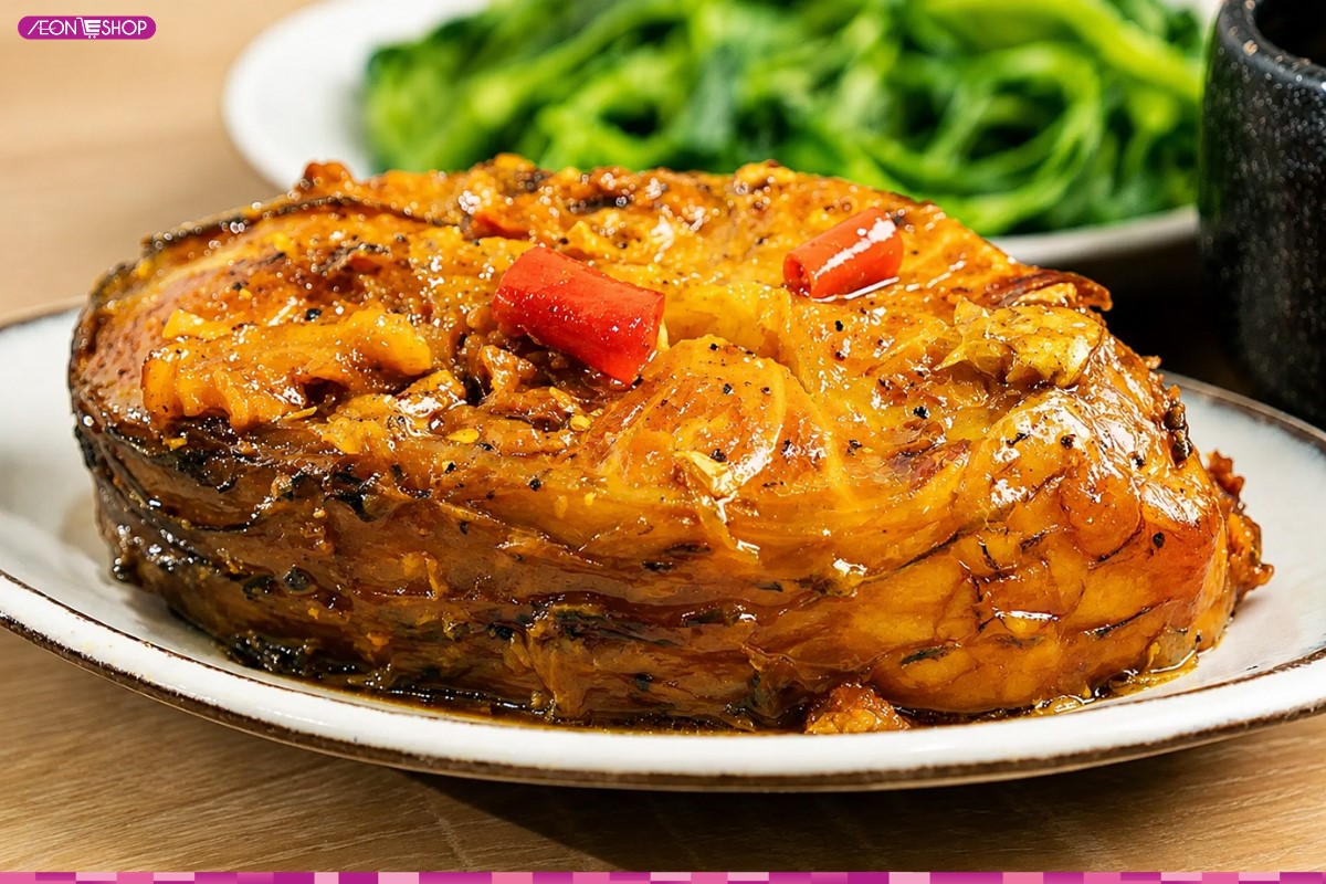Cá trắm kho nghệ vàng ươm