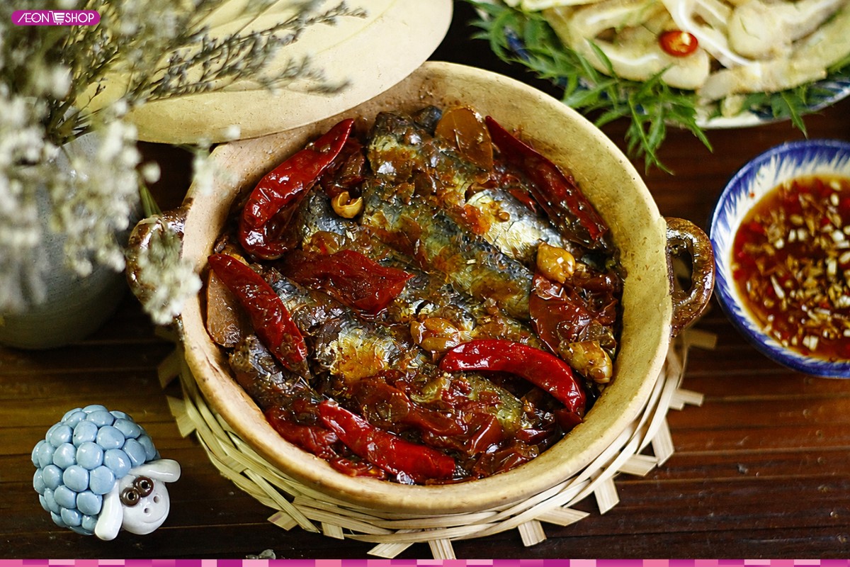 Cá trích sốt cà chua hấp dẫn
