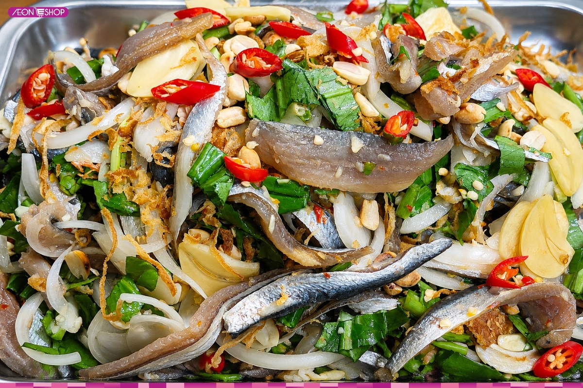 Món ăn quen thuộc với người sành ăn - Gỏi cá trích