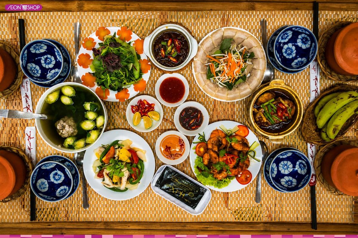 Cơm niêu hải sản
