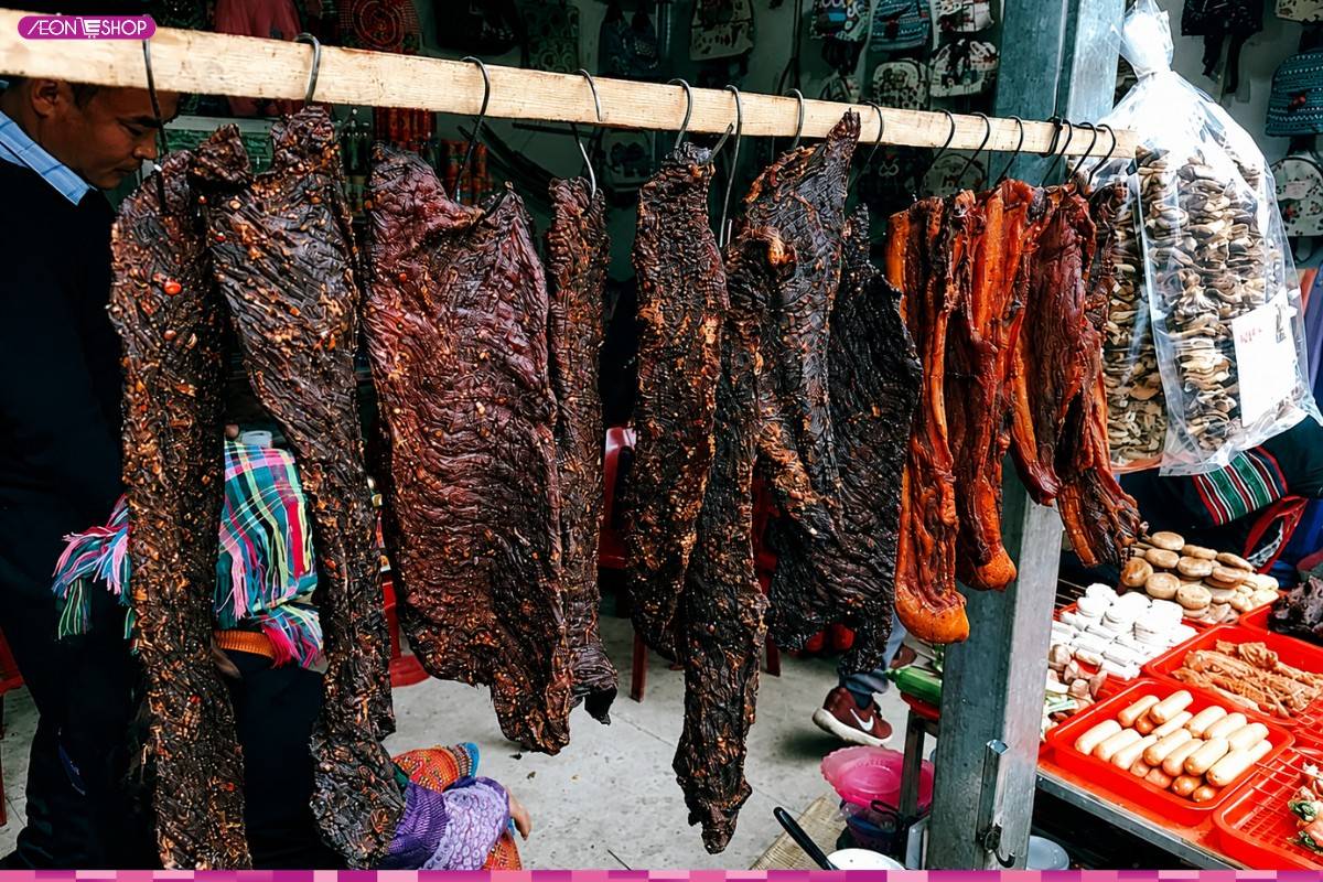 Thịt trâu gác bếp